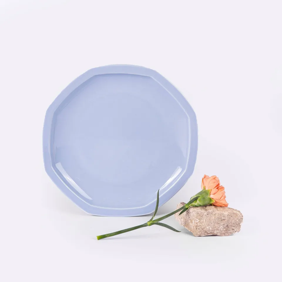 ogre-la-fabrique-intemporelle-assiette-octogonale-bleu-pastel-24-5-cm image 1