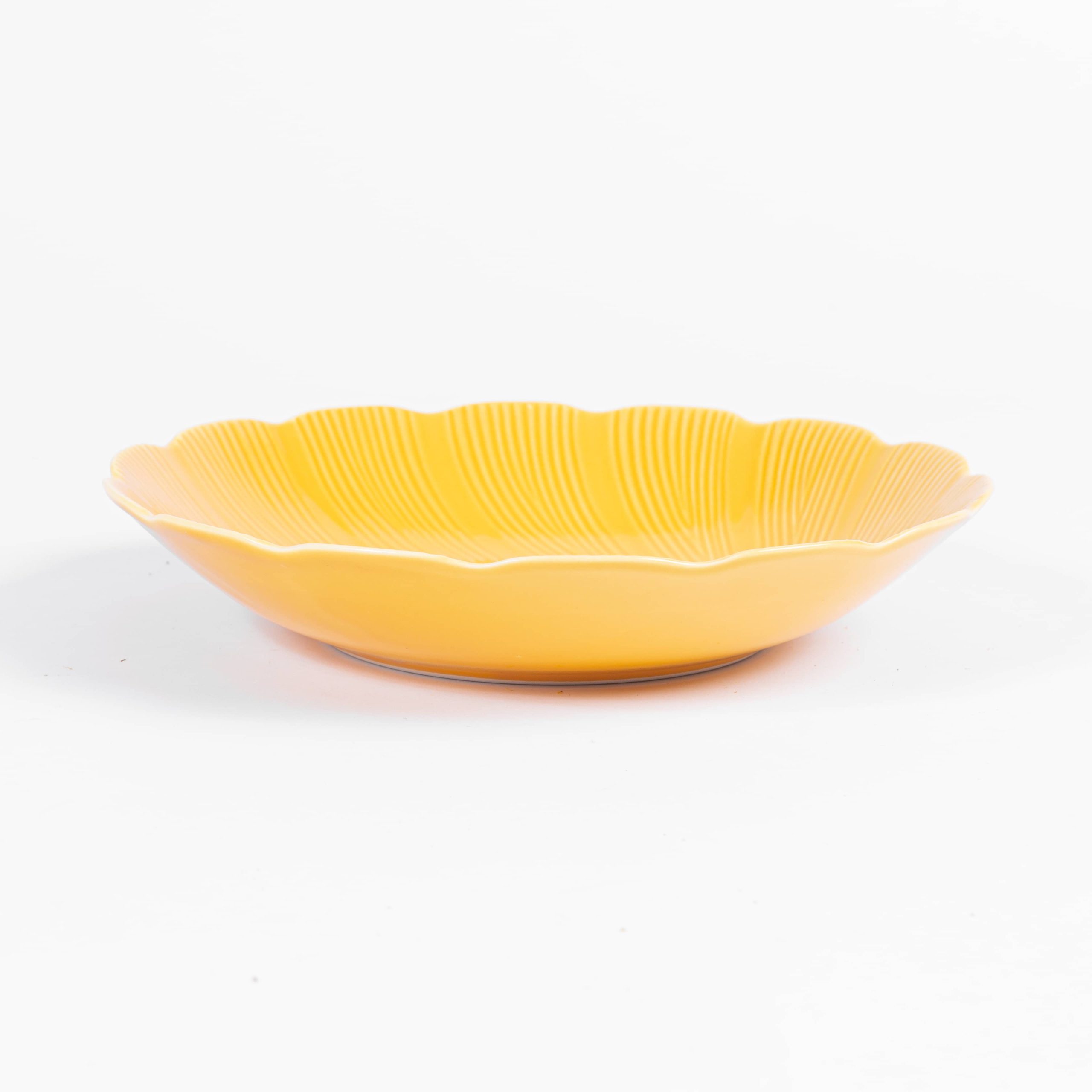 ogre-la-fabrique-tahiti-assiette-creuse-festonn-e-jaune-22-cm image 2