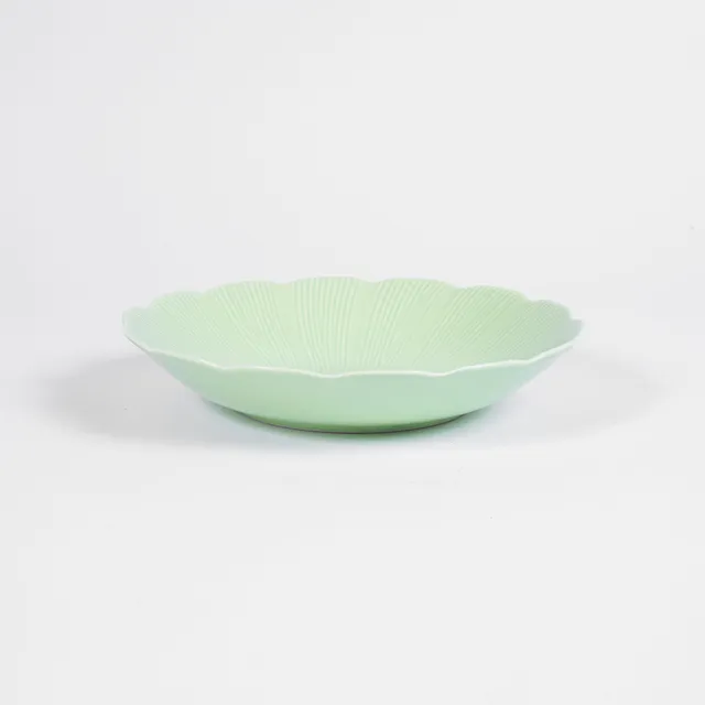 ogre-la-fabrique-tahiti-assiette-creuse-porcelaine-verte-festonn-e-22-cm image 1