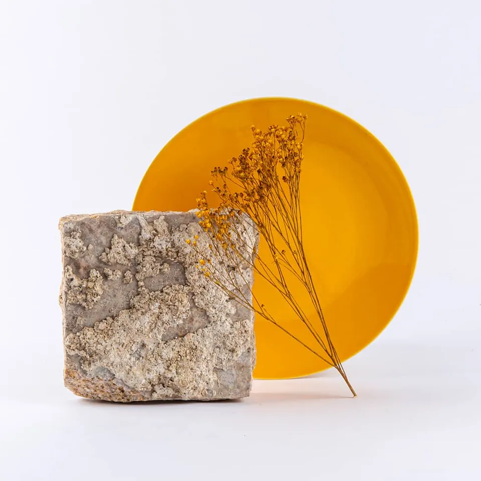 ogre-la-fabrique-essentielle-assiette-plate-ronde-jaune-moutarde-25-cm image 1