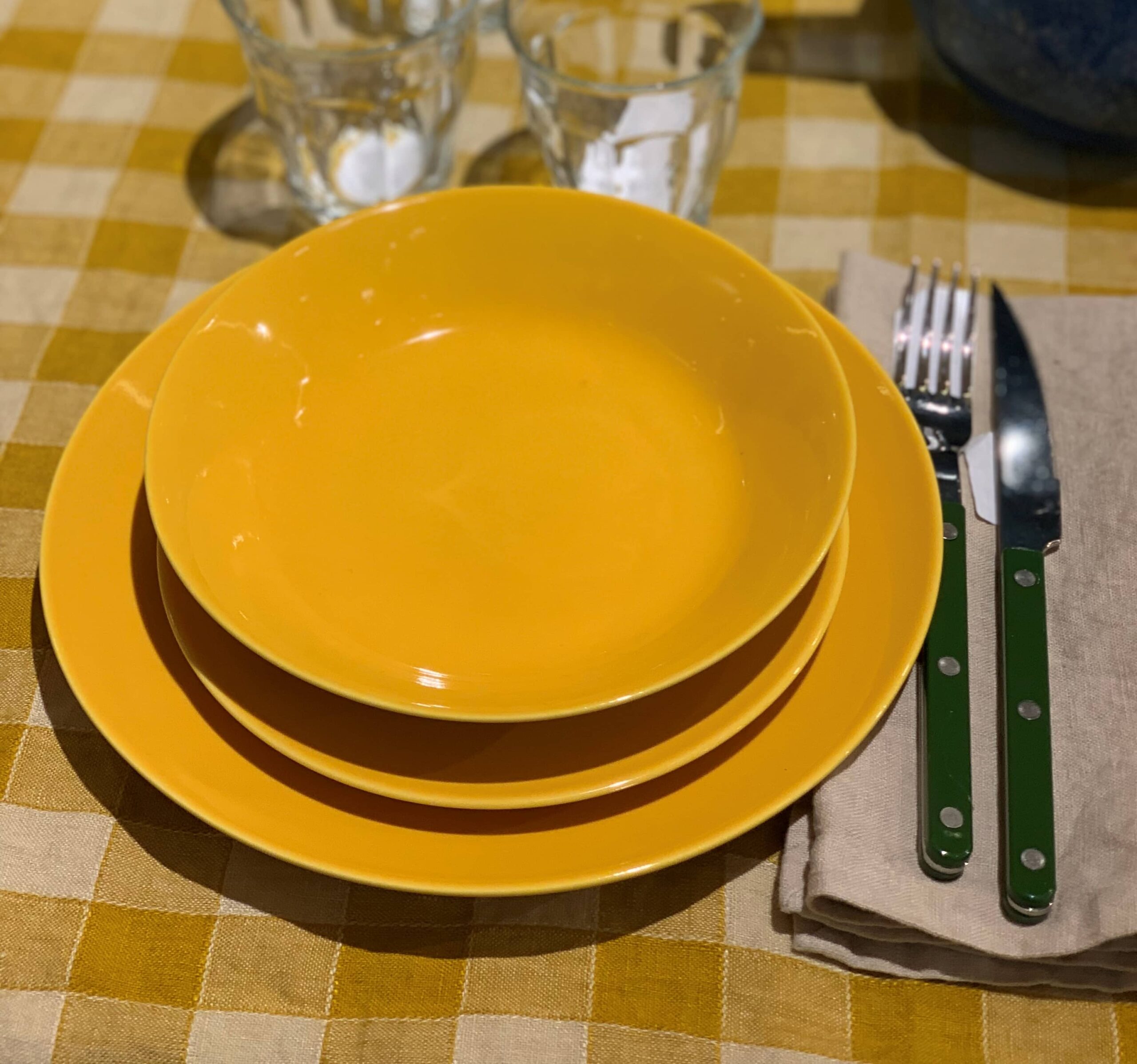 ogre-la-fabrique-essentielle-assiette-creuse-jaune-moutarde-19cm image 4