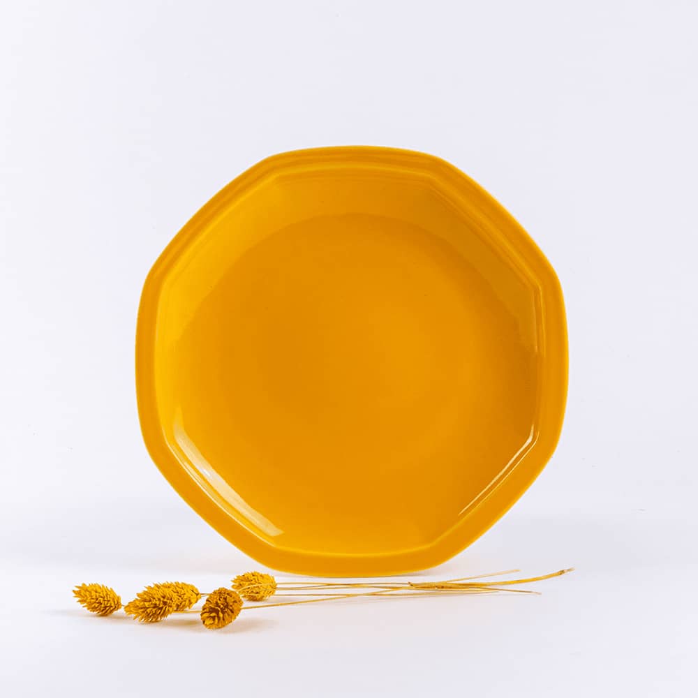 ogre-la-fabrique-intemporelle-grande-assiette-octogonale-jaune-24-5-cm image 1